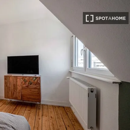 Rent this 6 bed room on Siemensstraße 76 in 70469 Stuttgart, Germany