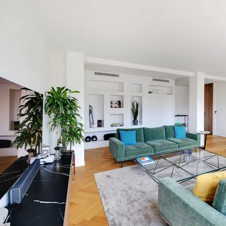 Image 3 - 5 Boulevard Flandrin, 75116 Paris, France - Apartment for rent