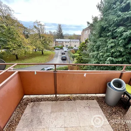 Image 4 - Windhill Crescent, Glasgow, G43 2UP, United Kingdom - Apartment for rent