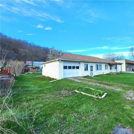 Buy this 3 bed house on 506 5th Street in Darlington, Beaver County