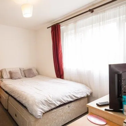 Rent this 5 bed room on Joseph Conrad House in Bishops Way, Harbledown