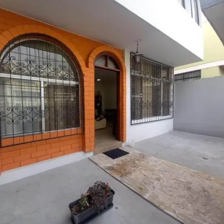 Buy this 6 bed house on Unidad Educativa Sagrado Corazon de Jesus in Pintag, 170170