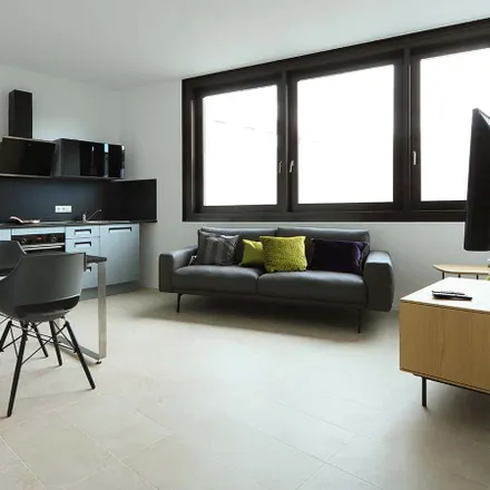 Rent this 1 bed apartment on Maximilian-Center in Poststraße 2, 53111 Bonn