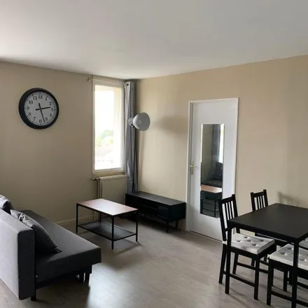 Image 8 - 45 Avenue du Hazay, 95800 Cergy, France - Apartment for rent
