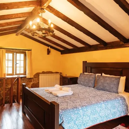 Rent this 3 bed house on 4890-150 Distrito de Beja