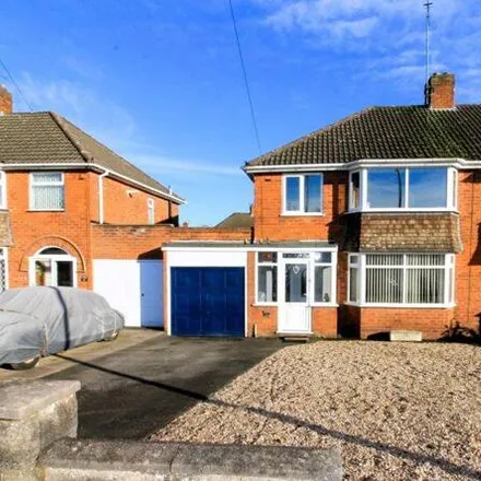 Buy this 3 bed duplex on Hockley Road in Coseley, WV14 9TW
