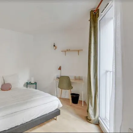 Rent this 2 bed room on 333 Rue de Belleville