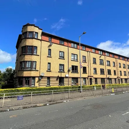 Rent this 1 bed apartment on The Grapes Bar in MacLean Street, Glasgow