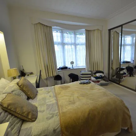 Image 5 - Milton Road, Bournemouth, BH8 8FF, United Kingdom - Apartment for rent