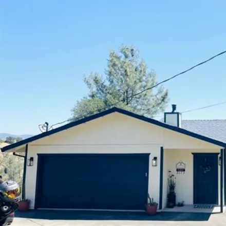 Buy this studio house on 2173 Buena Vista Dr in California, 95329