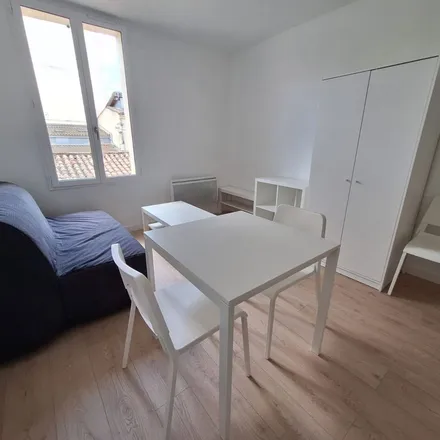 Image 5 - 10 Rue de Nantes, 33300 Bordeaux, France - Apartment for rent