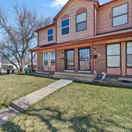 Image 2 - 3931 West Walsh Place, Denver, CO 80219, USA - Townhouse for sale