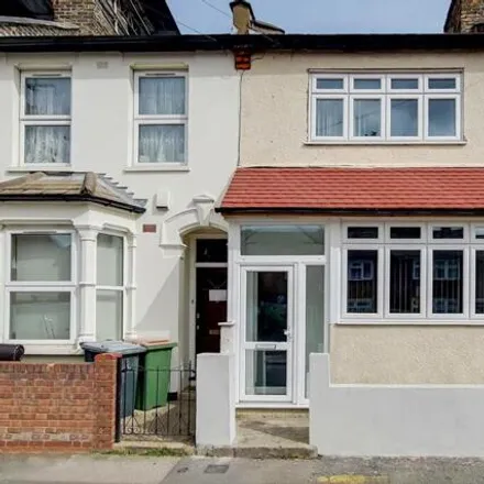 Rent this 3 bed duplex on 44 Ranelagh Road in London, E15 3DP