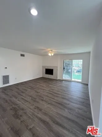 Rent this 2 bed house on 160 West Buckthorn Street in Inglewood, CA 90301