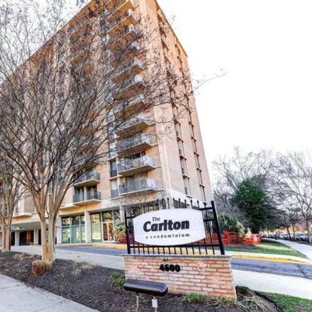 Image 3 - The Carlton Condominium, 4600 South Four Mile Run Drive, Arlington, VA 22204, USA - Condo for rent