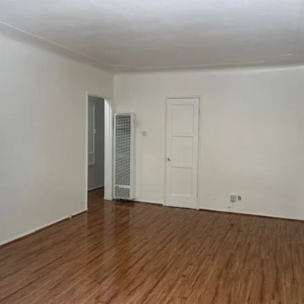 Image 7 - 2115, 2117 Griffith Park Boulevard, Los Angeles, CA 90227, USA - Apartment for rent