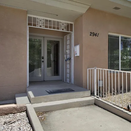 Image 3 - 2941 San Rafael Avenue Southeast, Albuquerque, NM 87106, USA - House for sale