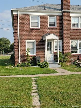 Rent this 2 bed condo on 2883 Military Street in South Park, Port Huron