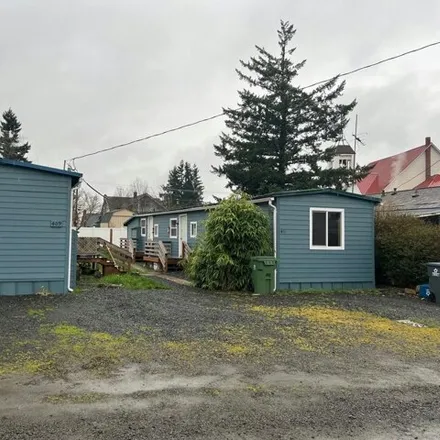 Buy this 3 bed house on 409 North 3rd Street in Silverton, OR 97381
