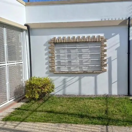 Buy this 2 bed house on Manuel Baliña 315 in Partido de Lomas de Zamora, 1870 Lomas de Zamora