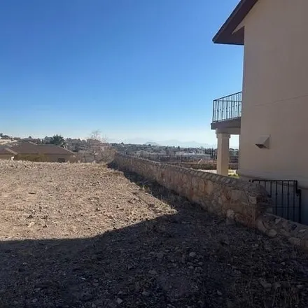 Image 6 - 6316 Franklin Ridge Drive, El Paso, TX 79912, USA - House for sale