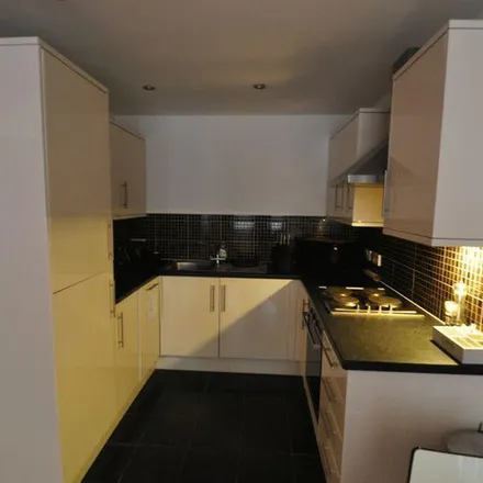 Rent this 1 bed apartment on Union Road in Bristol, BS2 0LR