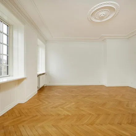 Rent this 5 bed apartment on C.F. Richs Vej 99D in 2000 Frederiksberg, Denmark