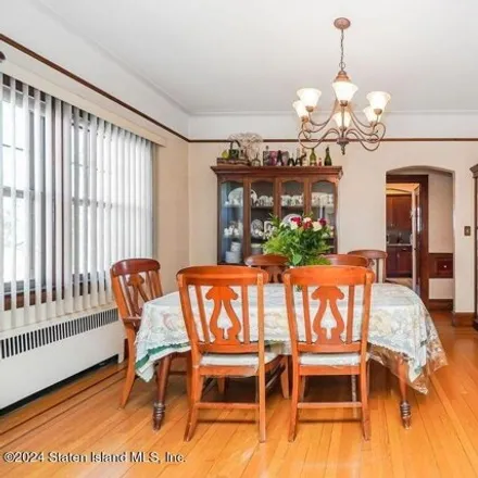 Image 6 - 65 Nelson Avenue, New York, NY 10308, USA - House for sale