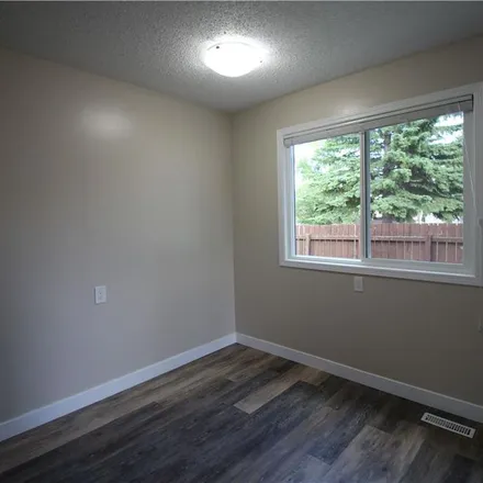 Rent this 4 bed townhouse on 35 Avenue SW in Calgary, AB T3E 4P6