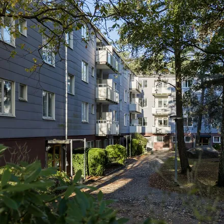 Rent this 2 bed apartment on Aprilgatan 66 in 415 15 Gothenburg, Sweden