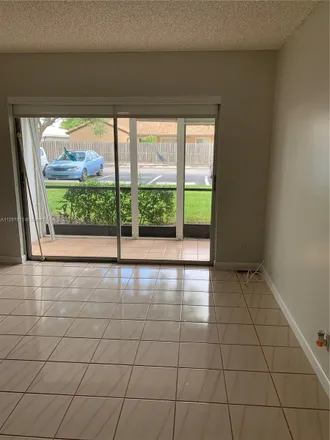 Image 4 - 4155 Northwest 90th Avenue, Coral Springs, FL 33065, USA - Condo for rent