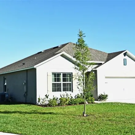 Image 2 - 2916 Canary Ln, Tavares, Florida, 32778 - House for sale