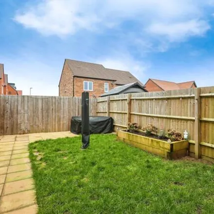 Image 2 - Wisteria Drive, West Bridgford, NG12 4HZ, United Kingdom - Townhouse for sale