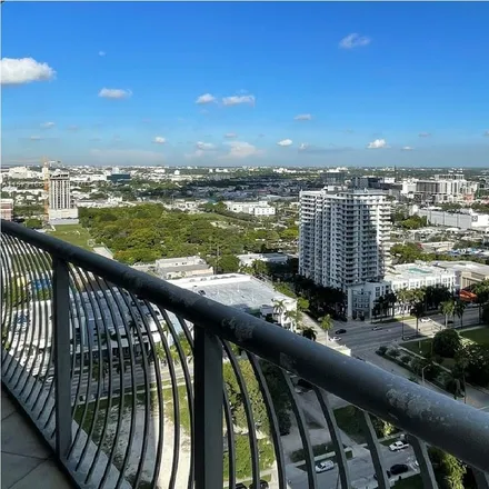 Rent this 1 bed condo on 1750 North Bayshore Drive