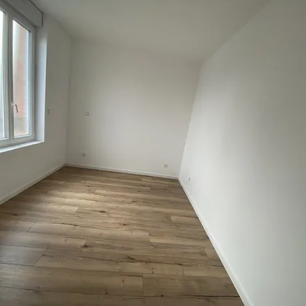 Rent this 3 bed apartment on 1 Rue Babeuf in 80000 Amiens, France