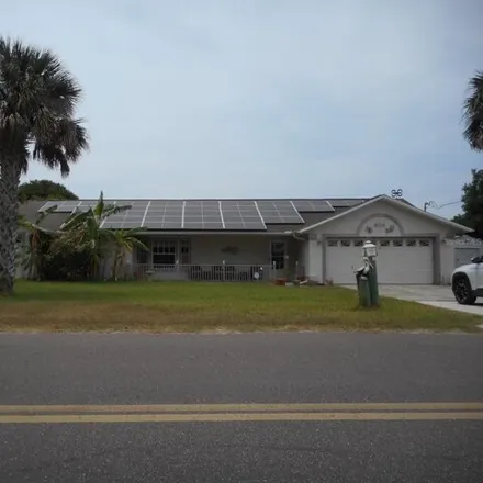 Buy this 3 bed house on 806 South Street in Isleboro, New Smyrna Beach