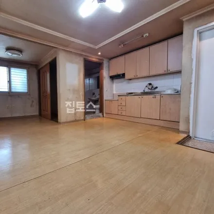 Image 3 - 서울특별시 강남구 대치동 932-7 - Apartment for rent