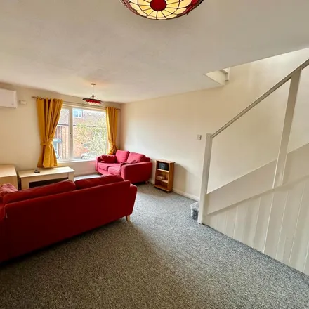 Image 3 - Zone 6, Botland Farm, Holburns Croft, Heslington, YO10 5DP, United Kingdom - Apartment for rent