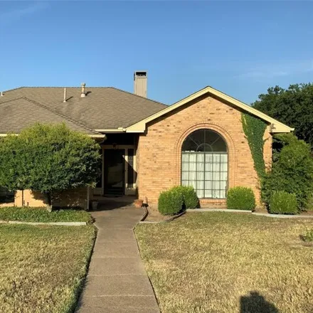 Buy this 3 bed house on 1389 Marble Canyon Drive in DeSoto, TX 75115