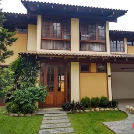 Rent this 3 bed house on Rua Criciúma 570 in América, Joinville - SC