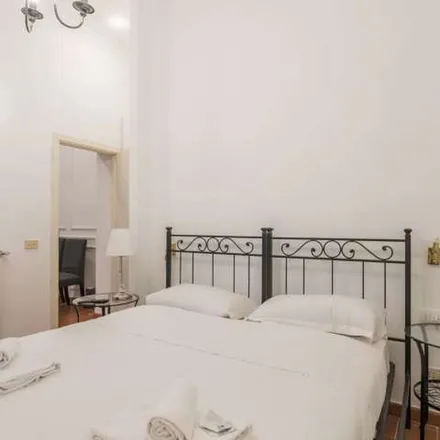Image 2 - Bottegari, Via della Croce, 00187 Rome RM, Italy - Apartment for rent