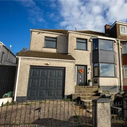 Buy this 4 bed duplex on Glastonbury Terrace in Cardiff, CF3 4HB