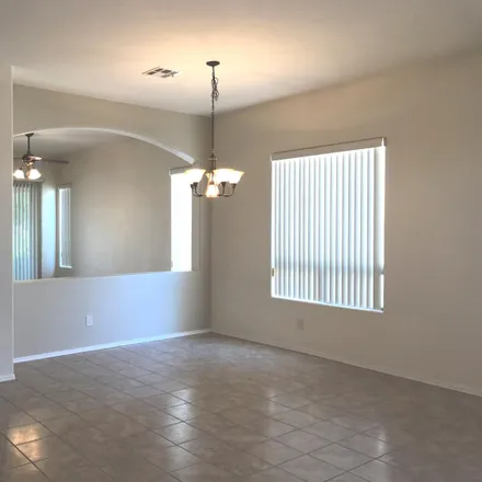 Image 3 - 620 South Pineview Drive, Chandler, AZ 85226, USA - House for rent