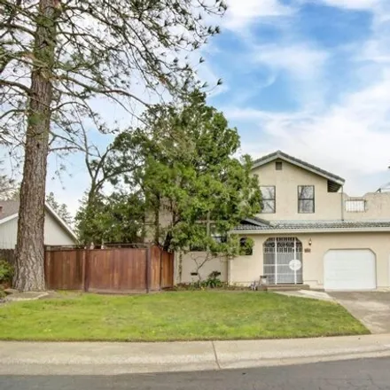 Buy this 3 bed house on 8293 Crossoak Way in Sacramento County, CA 95662