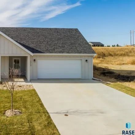 Buy this 3 bed house on North Rosemary Avenue in Sioux Falls, SD 57110