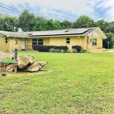 Buy this 4 bed house on 21376 Shawnee Drive in Dunnellon, Marion County