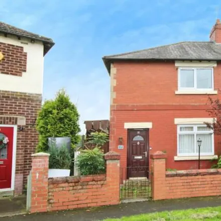 Buy this 3 bed duplex on Dumbarton Road in Stockport, SK5 7EH