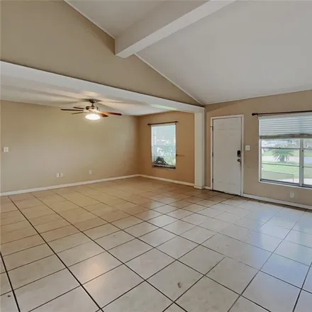 Image 4 - 286 Valencia Avenue, Buenaventura Lakes, FL 34743, USA - House for sale