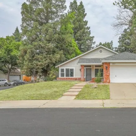 Rent this 4 bed house on 9190 Laguna Place Way in Laguna, Elk Grove