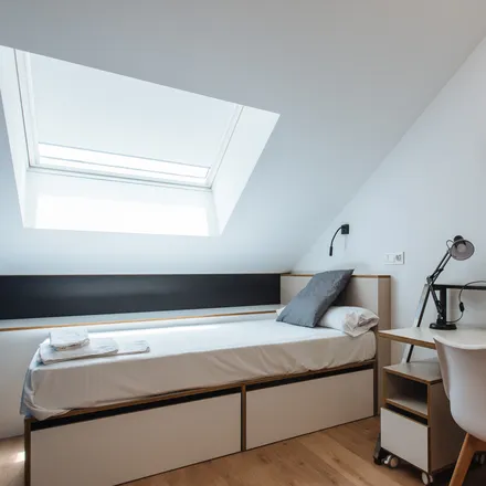 Rent this 1 bed room on Paseo de las Delicias in 41011 Seville, Spain